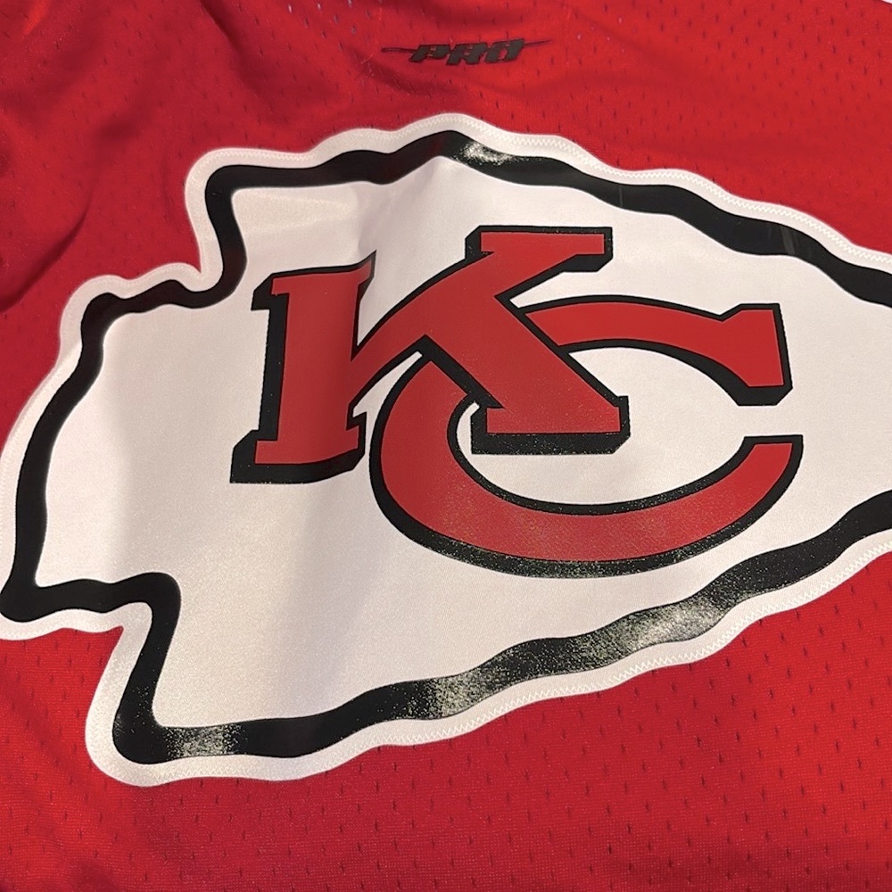 NWT [Pro Standard] Kansas City Chiefs Mesh Button Down Jersey Men's Sz Large - Picture 10 of 13